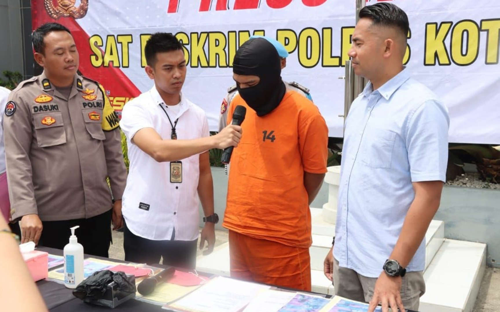 Menyamar Jadi Wanita di MiChat dan Lakukan Pemerasan, Pemuda 22 Tahun Diringkus Polisi